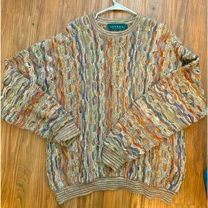 vintage tundra coogi-like sweater. made in canada. size L/XL.